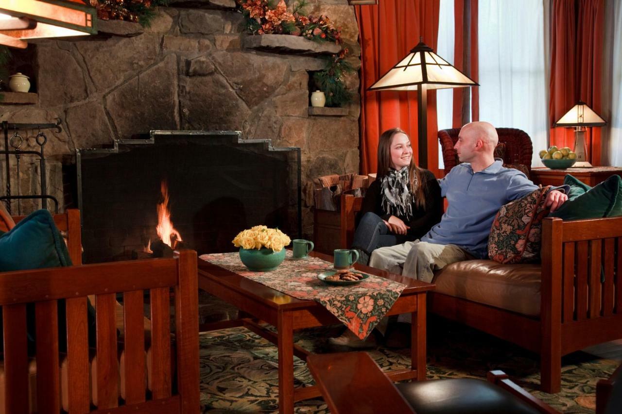 Lake Pointe Inn McHenry Dış mekan fotoğraf
