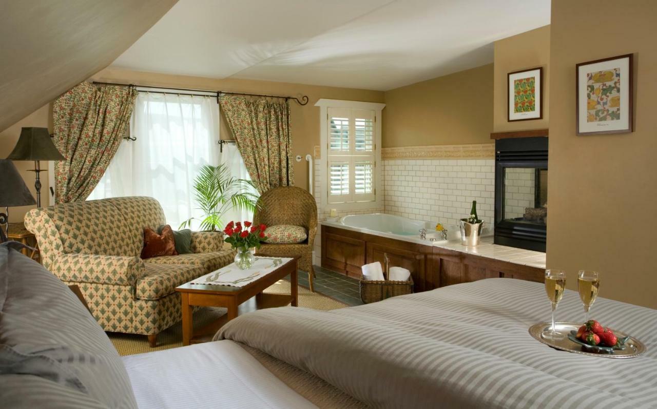 Lake Pointe Inn McHenry Dış mekan fotoğraf
