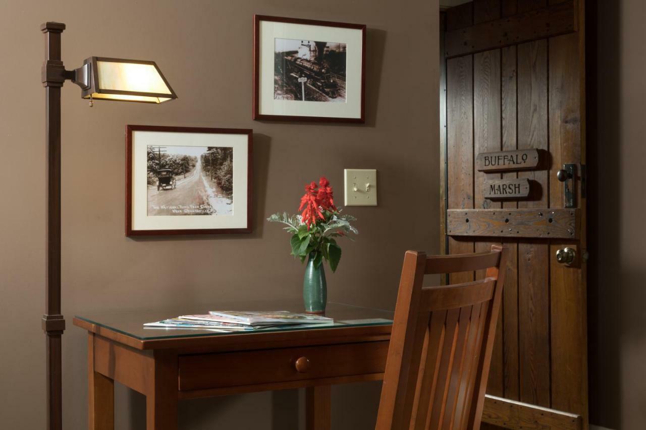 Lake Pointe Inn McHenry Dış mekan fotoğraf