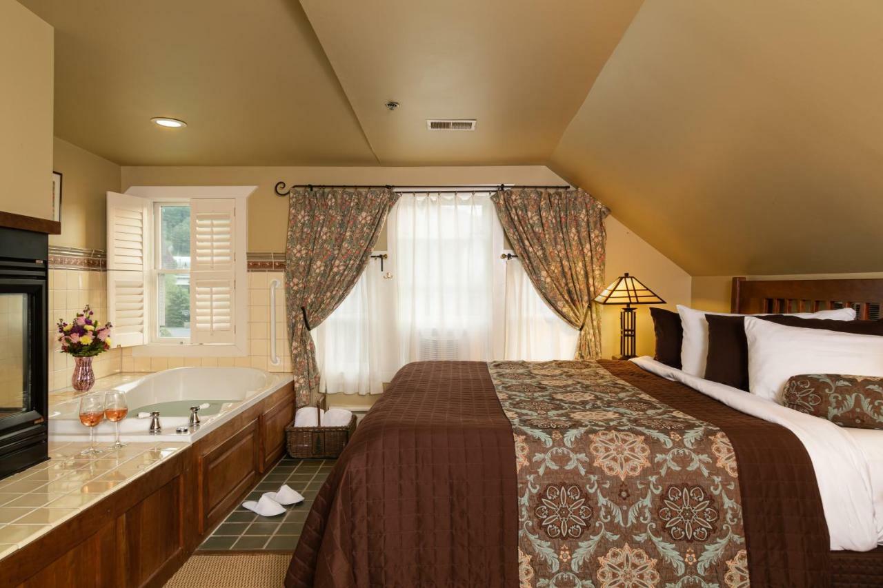 Lake Pointe Inn McHenry Dış mekan fotoğraf