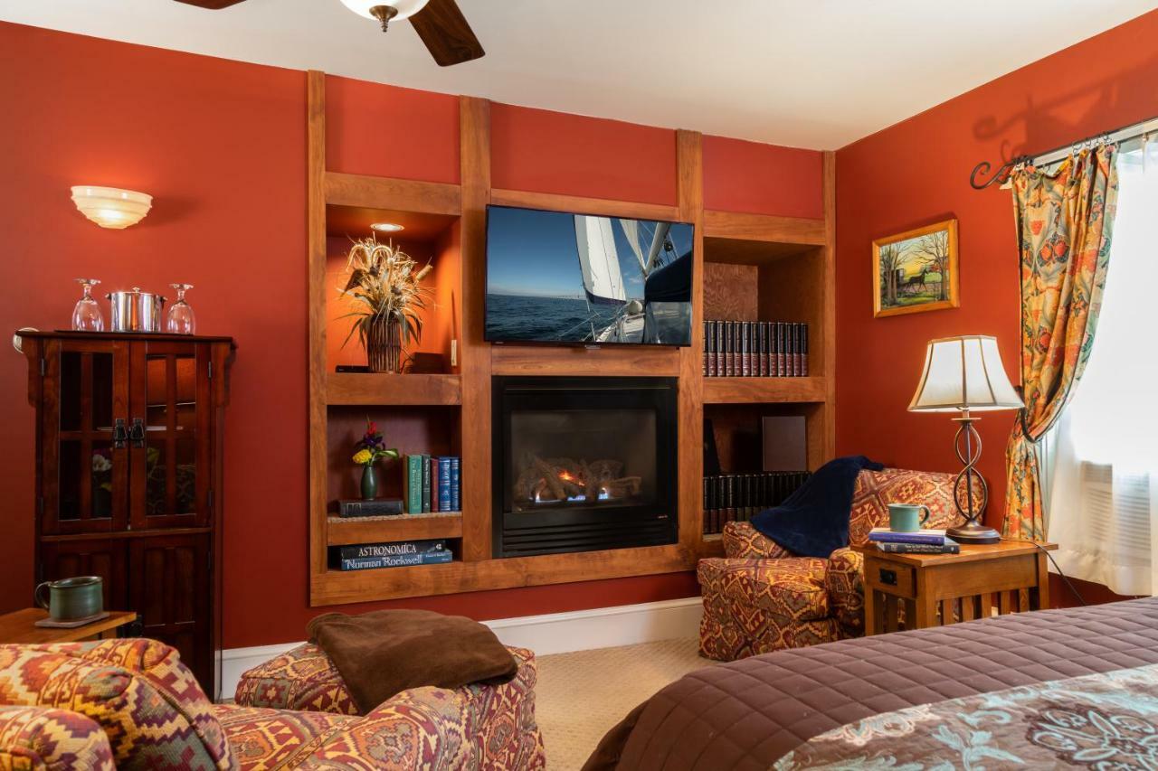 Lake Pointe Inn McHenry Dış mekan fotoğraf